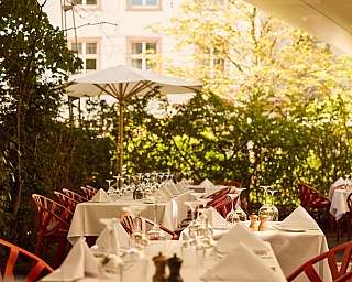 Sommerterrasse Empfang